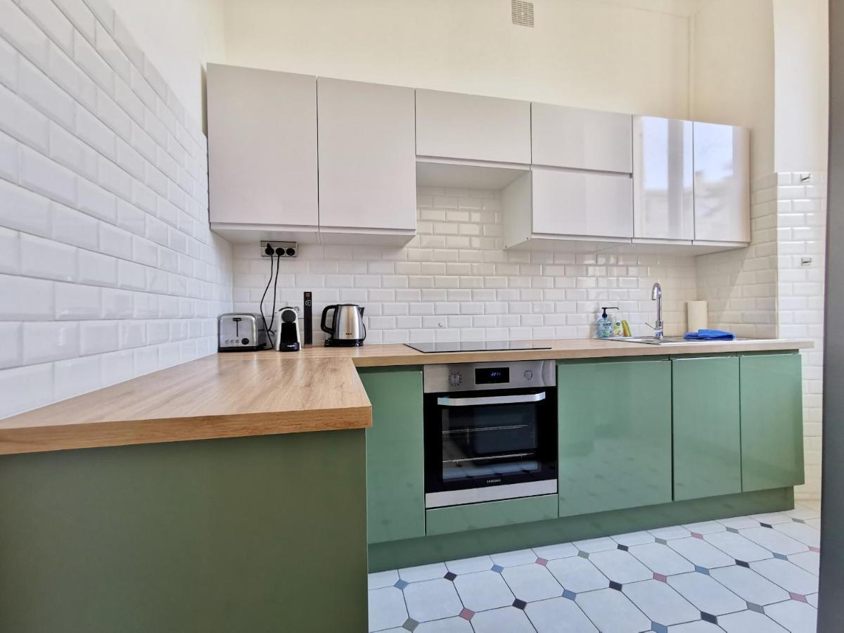 Congres Carre D'or By Guys * Nice