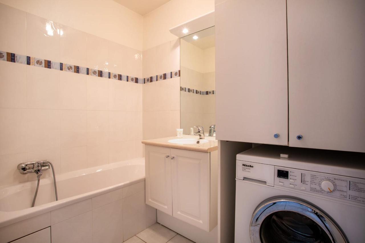 With Sea View With Two Bedrooms Apartment *