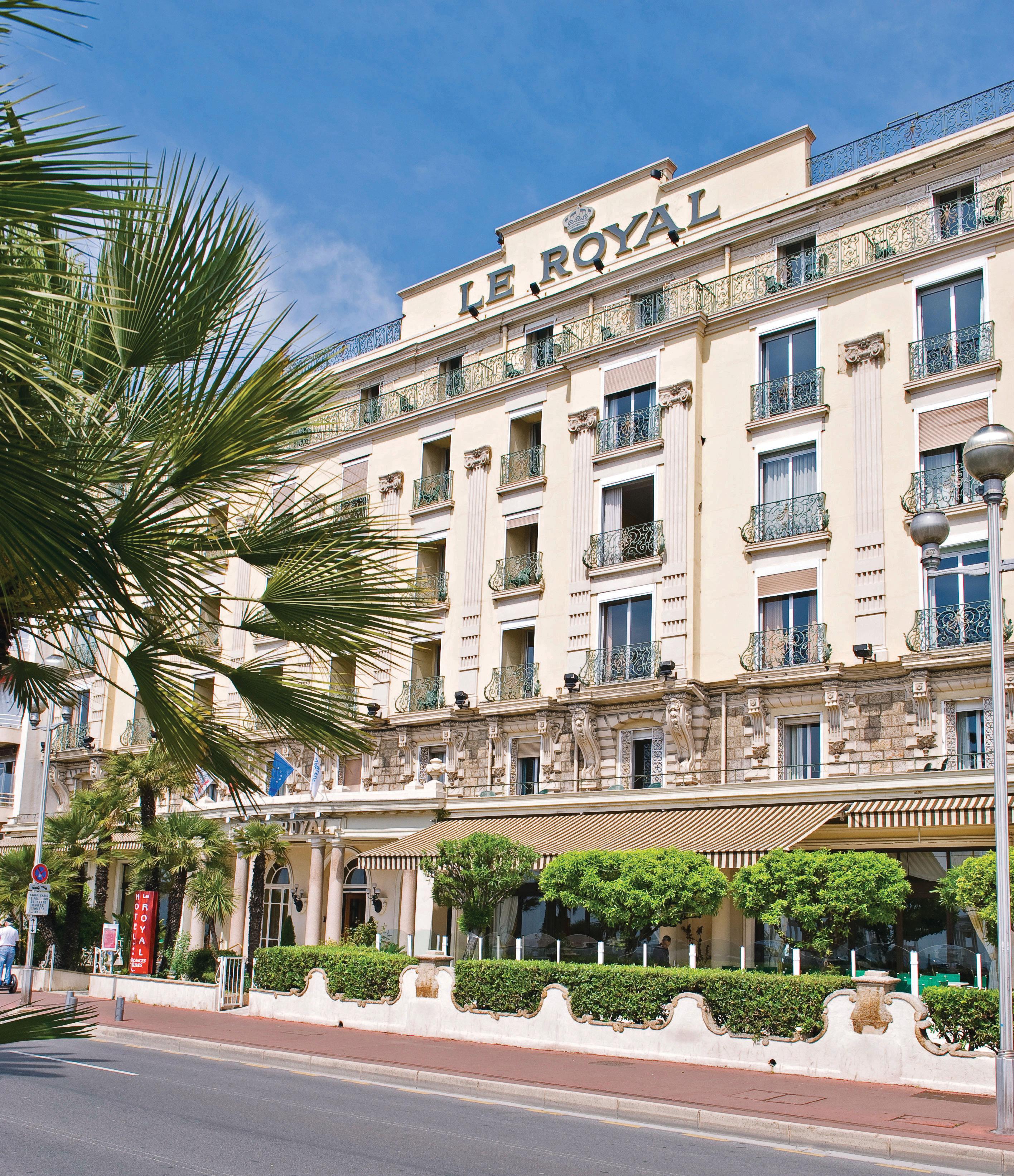 Hotel Le Royal Promenade Des 3*