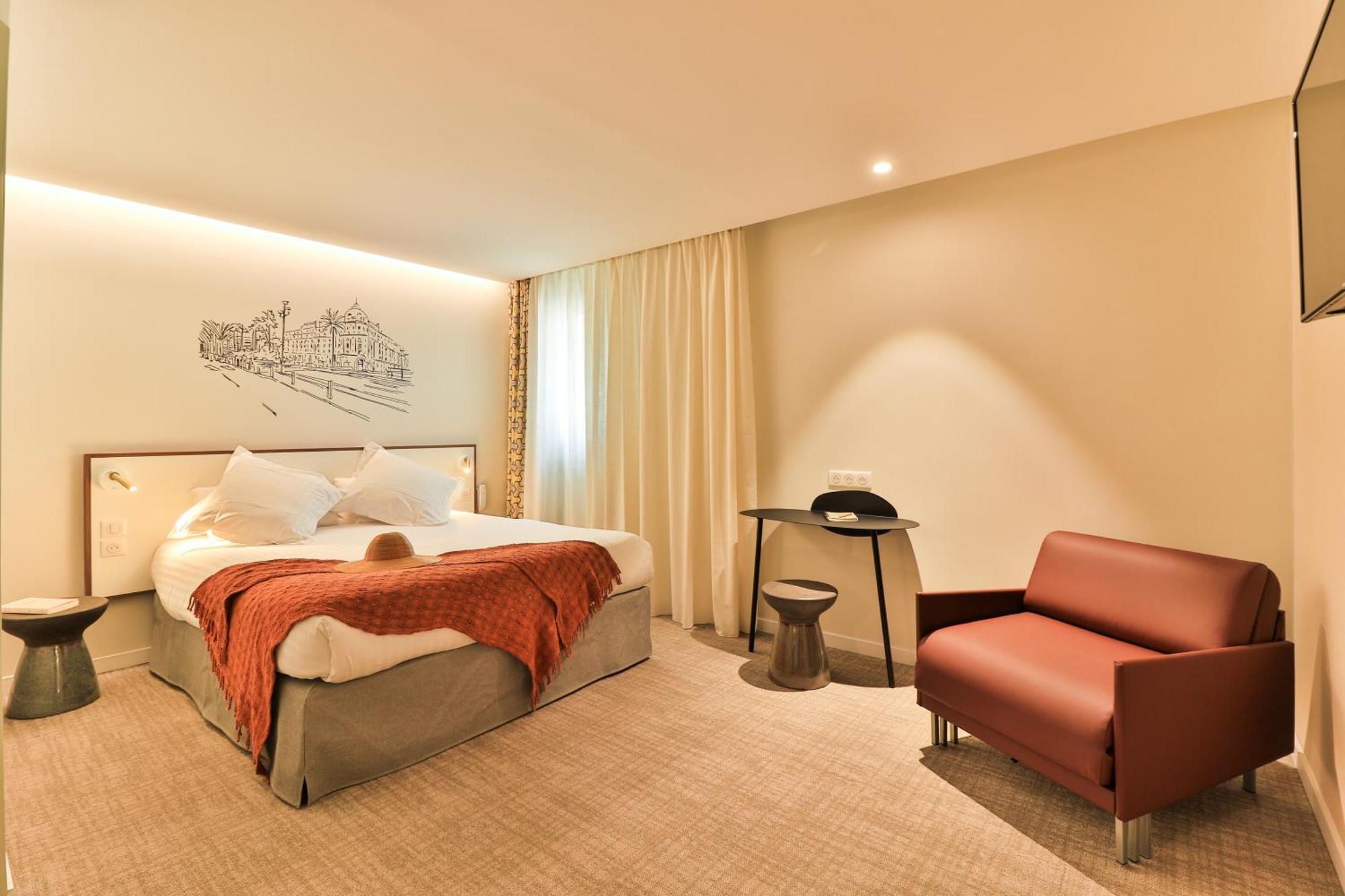 Du Pin Port By Soniho 3* Nice