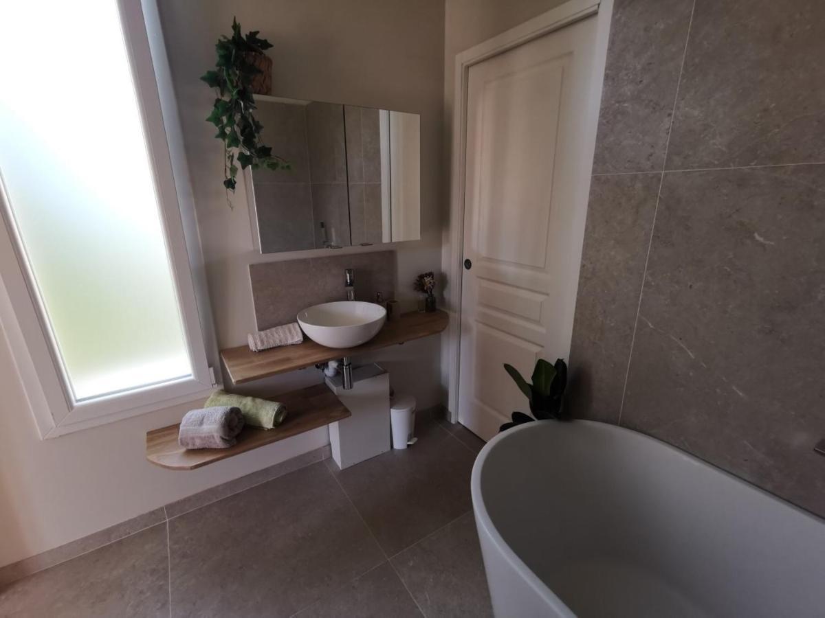 Privee Luxueuse Monte 0ropa Bed & Breakfast