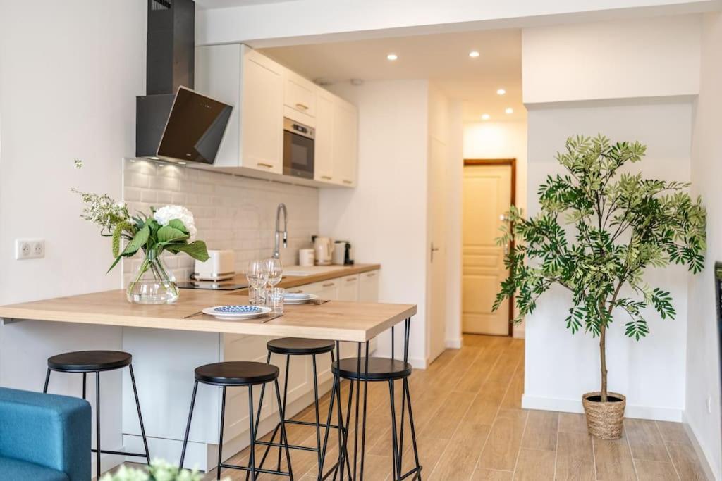 Appartement A/c & Balneo In Of Carre D'or #renovated