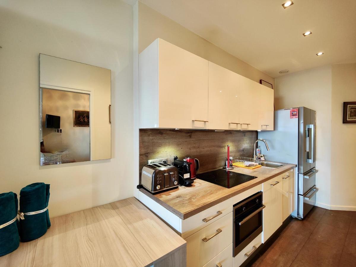 Le Jardin Ascot By Booking Guys