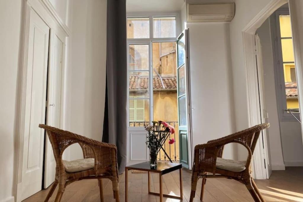 Homelivia, Vieux Nice, De Charme, Clim Balcon Apartment Nice