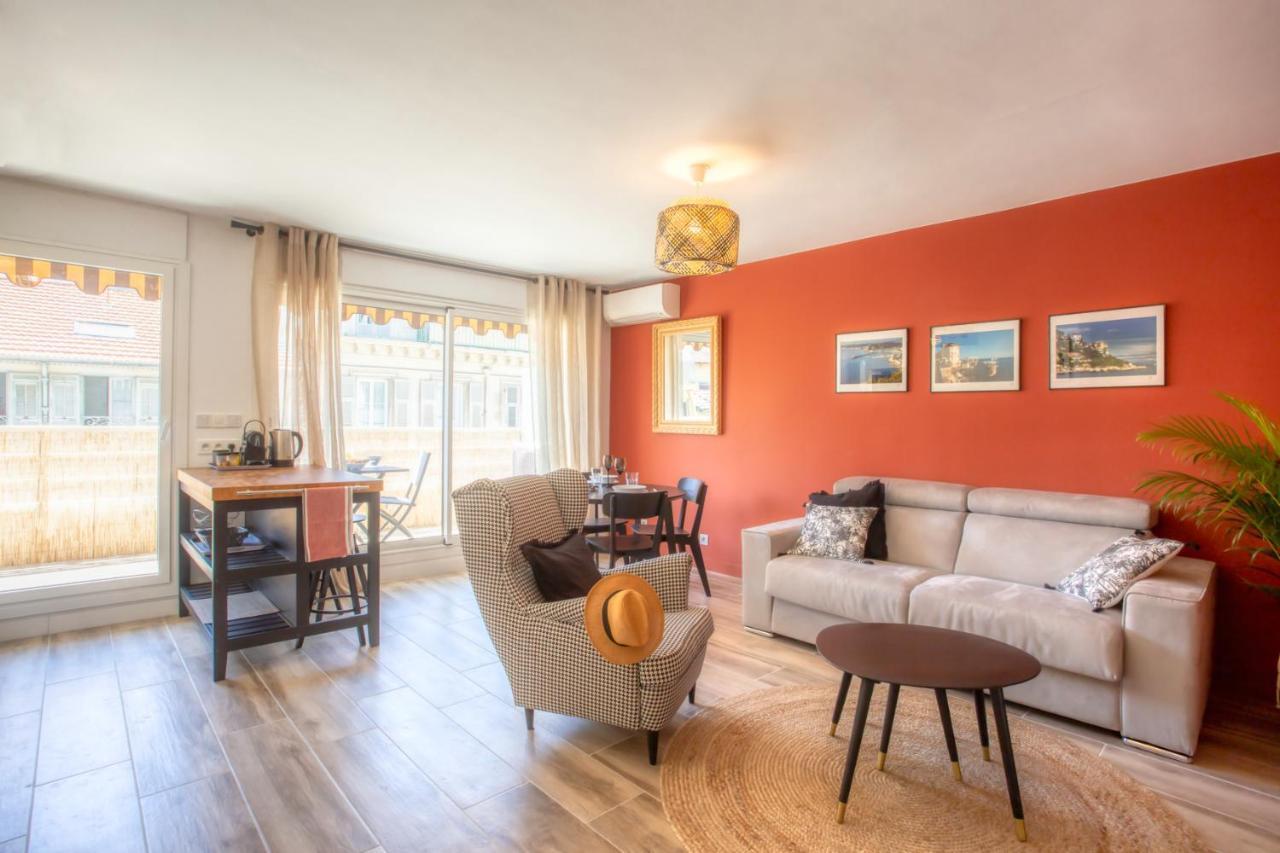 #4 Papon Parking Climatise Terrasse & Wifi 5mins A Pieds Du Vieux Apartment *