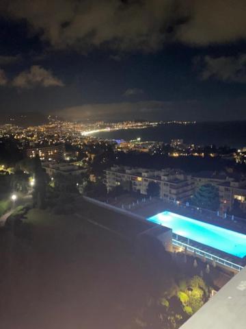 Baie Des Anges Apartment