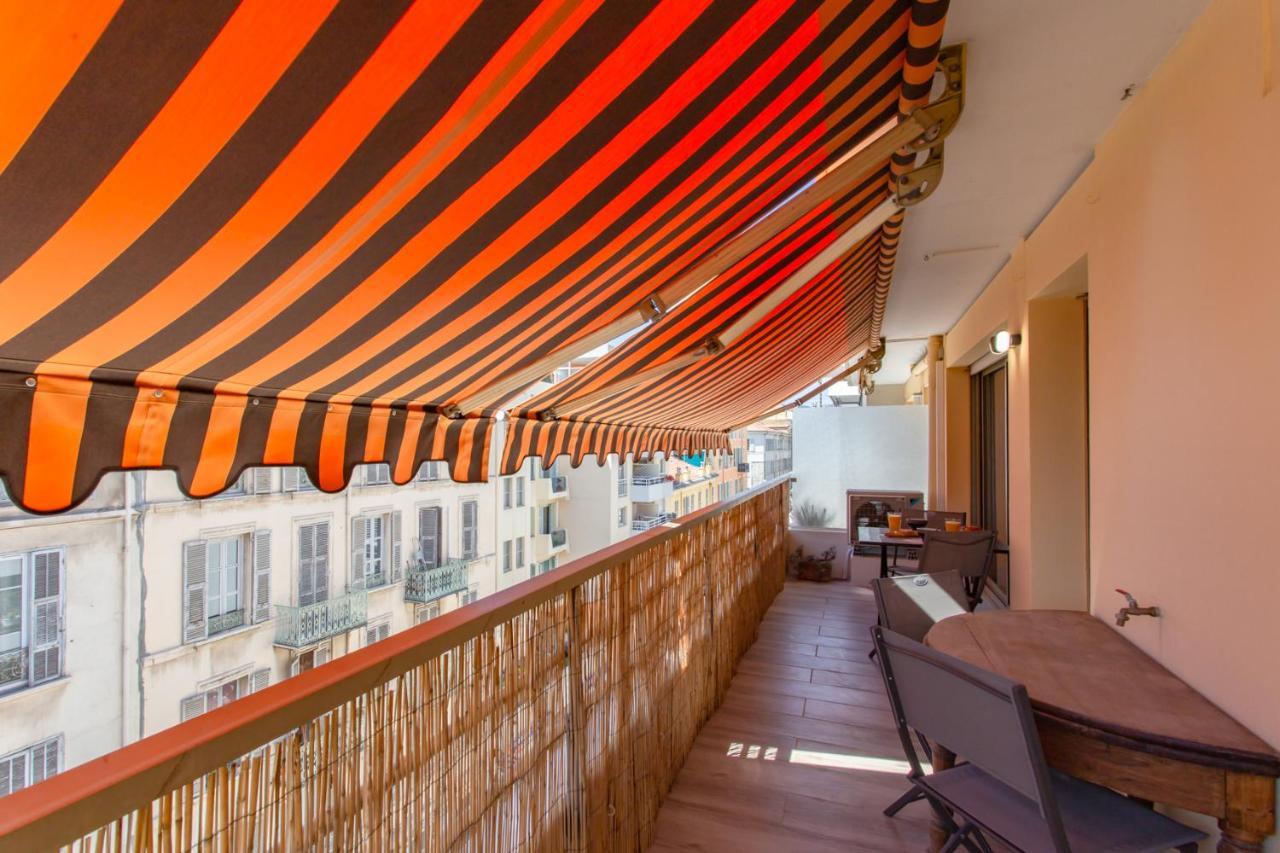 #4 Papon Parking Climatise Terrasse & Wifi 5mins A Pieds Du Vieux * Nice