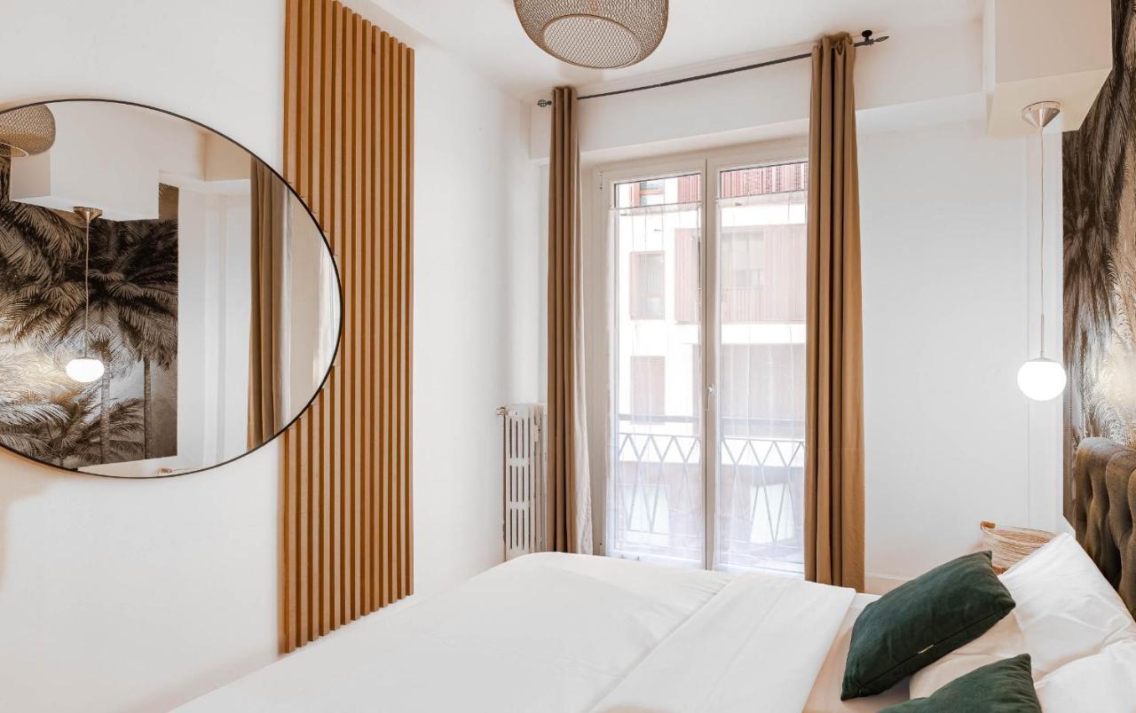 Decorated 2 Bedrooms Air Conditionning, Center Apartamento