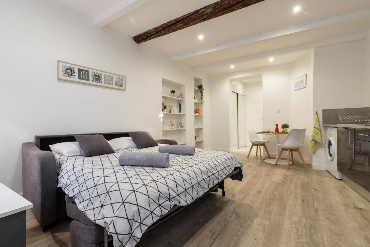 Cosy In The Old Town - St Francois Square