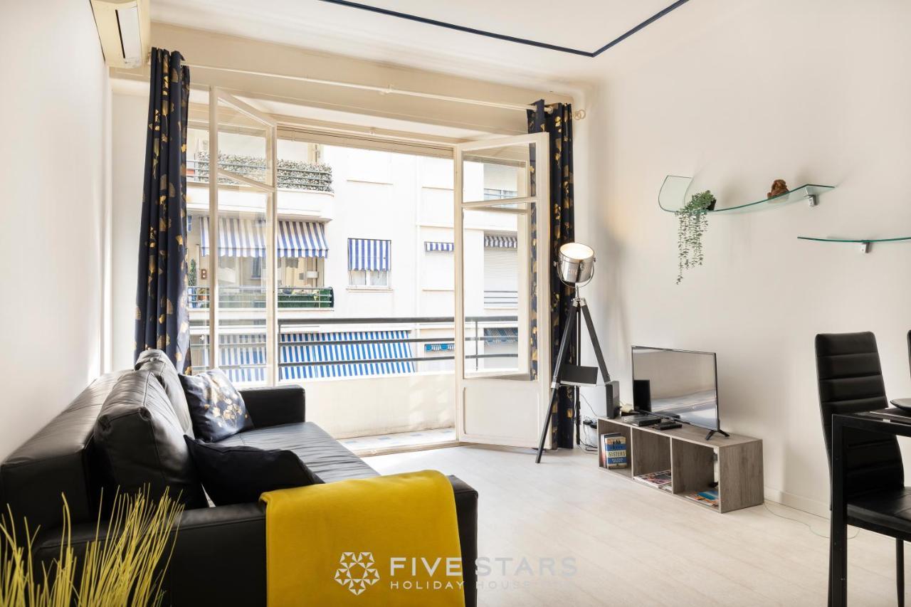 Reine Marie Fshh Apartment