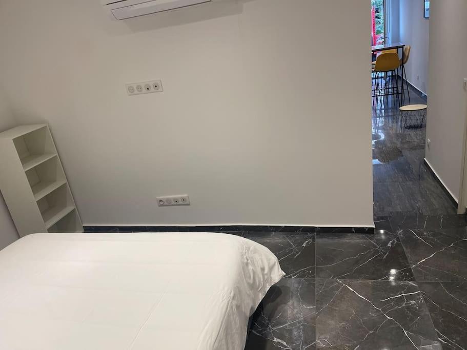 Apartment Proche Climatise 2 Pieces Style Loft