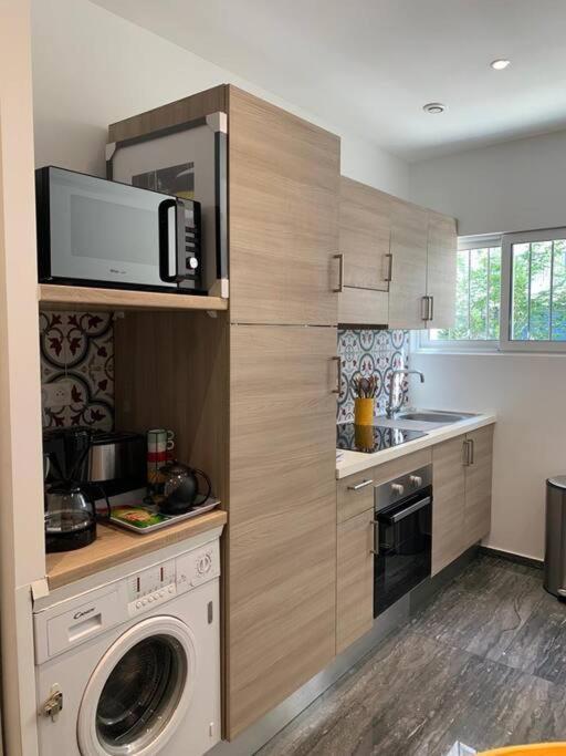 Apartment Proche Climatise 2 Pieces Style Loft *