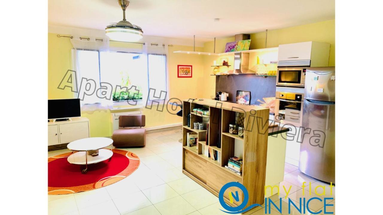 Riviera: Mediterranean Beachfront Retreat * Nice