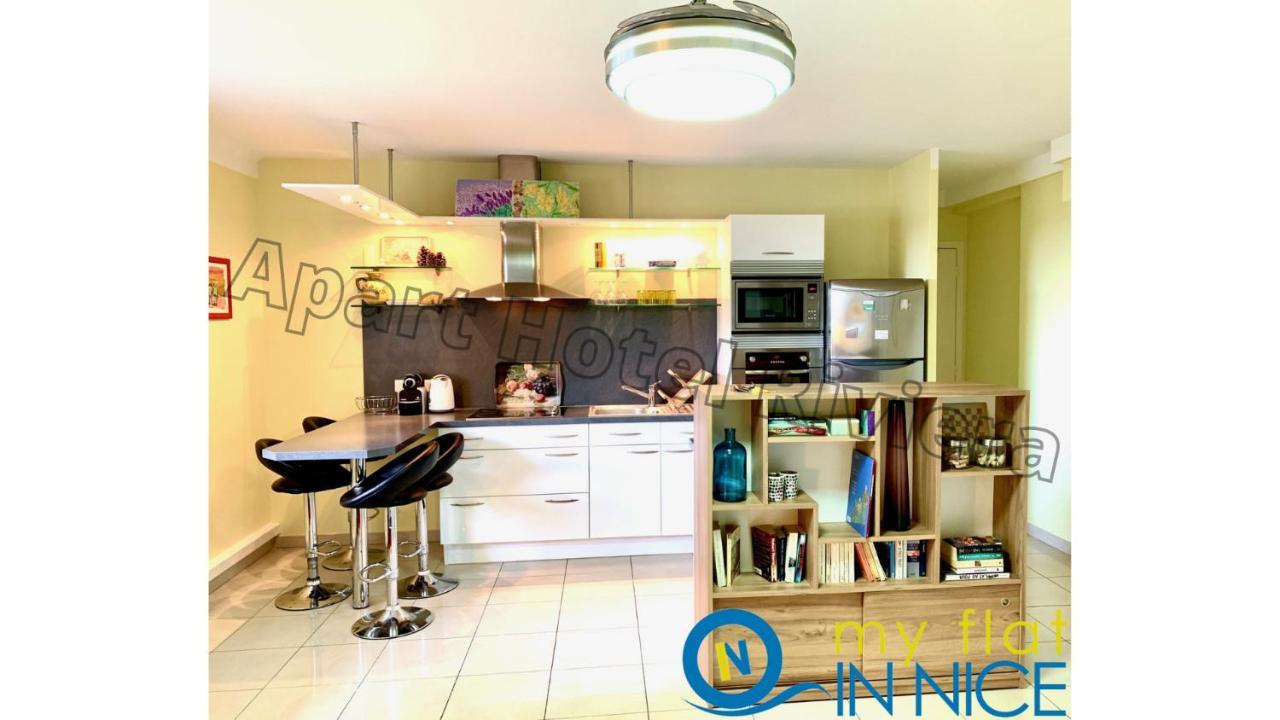 Riviera: Mediterranean Beachfront Retreat Apartment Nice