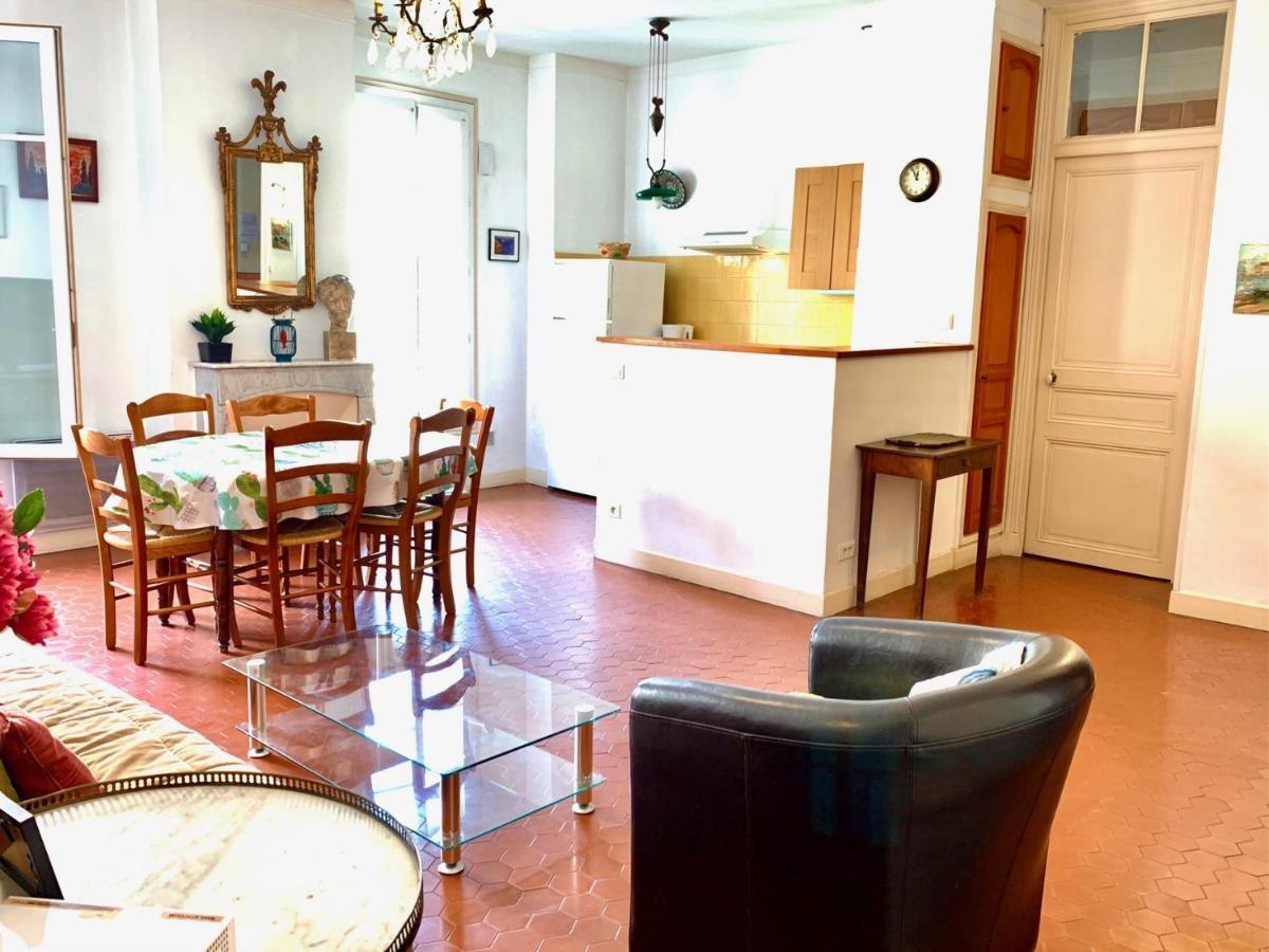 Riviera: Spacious 5-room Duplex Near Sea In Old Town Port Apartment