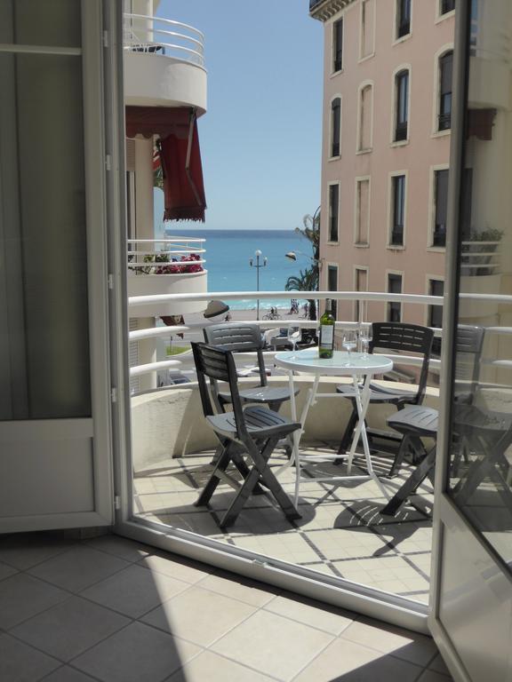 Centre - With Balcony And Stunning Sea View! Nice