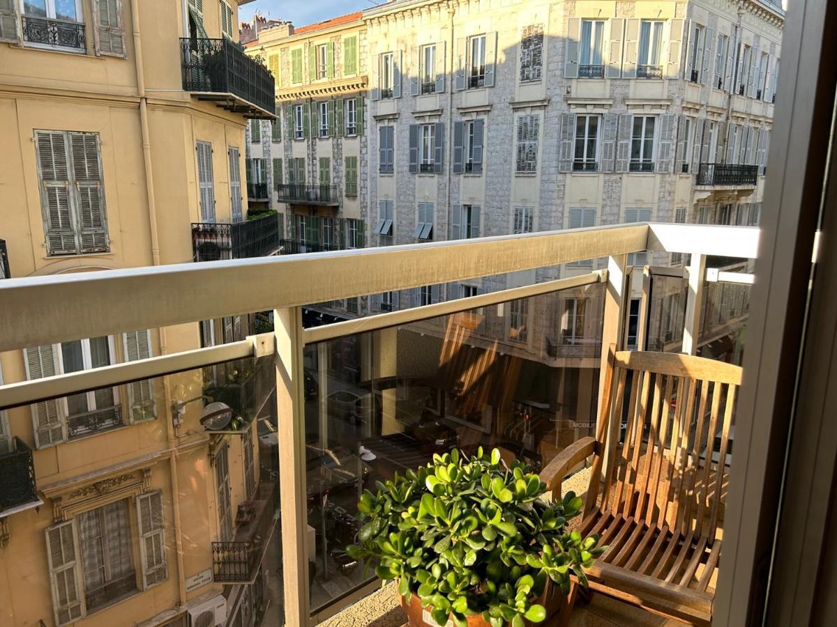 La Belle, Centre 1 Bed, 2 Terrace, Quiet *