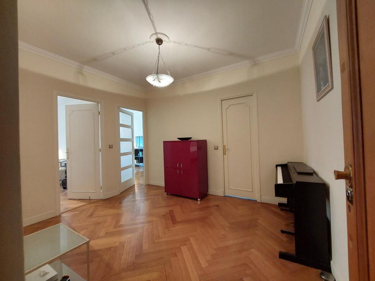Bh - Capitol - 2 Bedrooms 5 Peoples