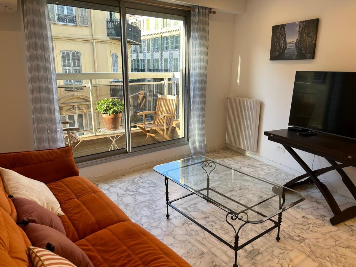 La Belle, Centre 1 Bed, 2 Terrace, Quiet *