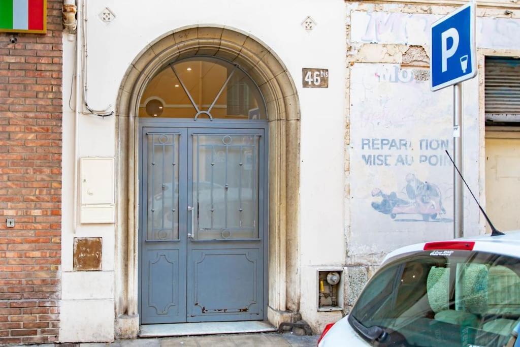 L49 L'atelier Between Sea & Port Ac *