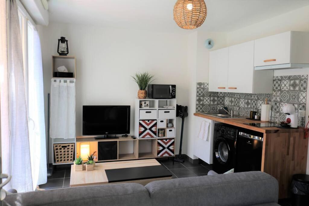 Apartment Charmant Studio Avec Terrasse Ensoleillee Nice