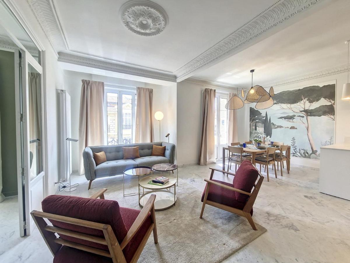 Nestor&jeeves - Seahorse - - Proche * Nice