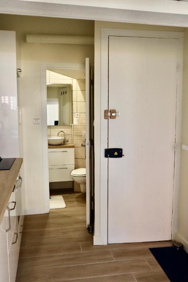 Lovely Split In The Heart Of The Old-town Apartment