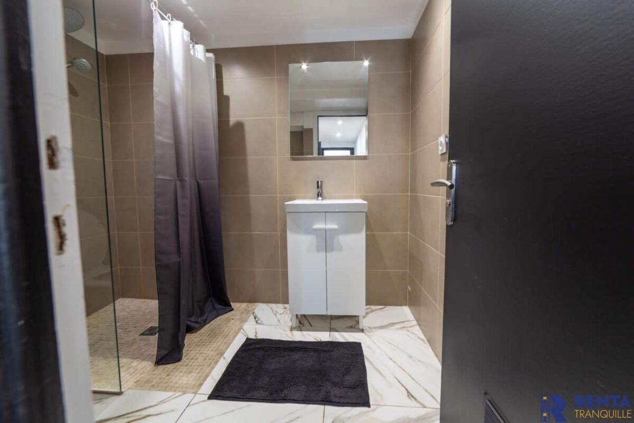 Chambre 1 Rene Cassinbalcon Wifi Mini-frigo Tv
