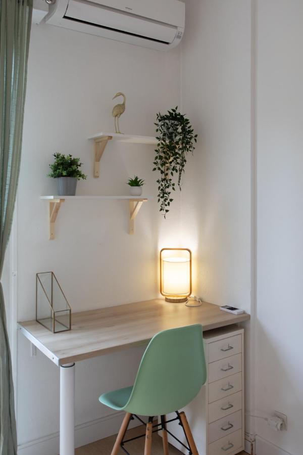 26 , La Riviera Apartment *
