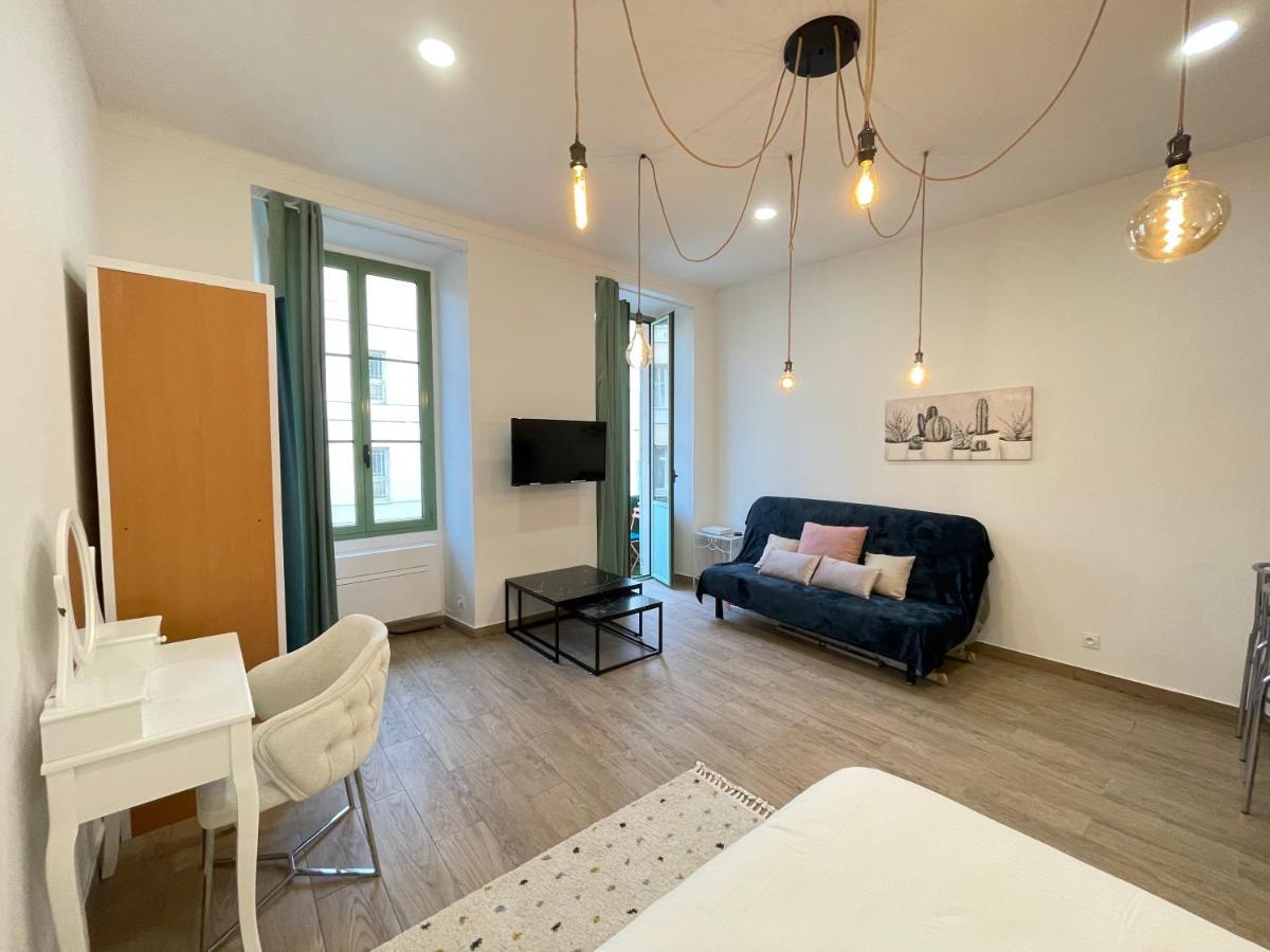 Apartamento Renting - 2 Massena - Luxury Loft - Balcony Massena Square View - Aircon Nice