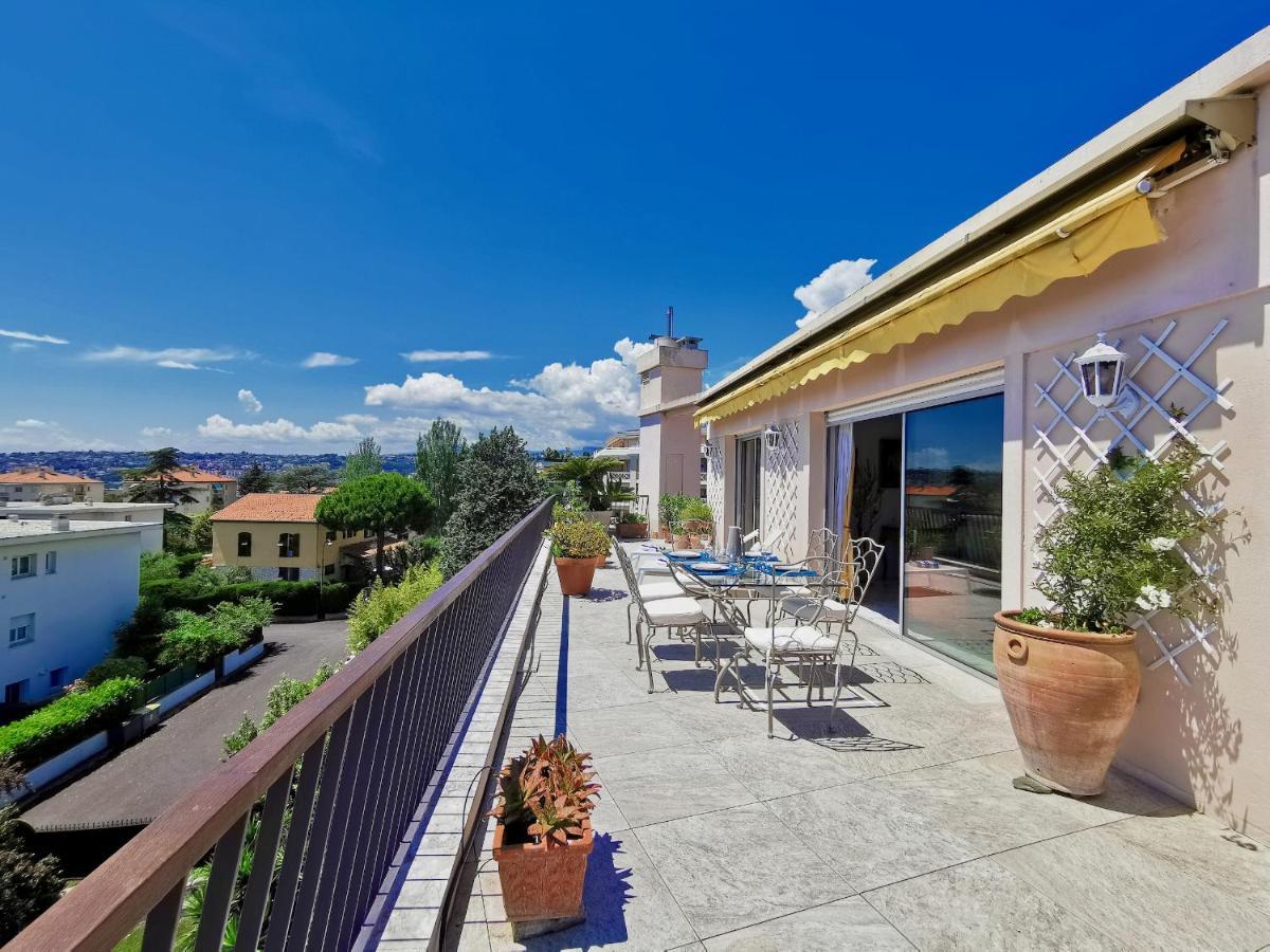 Valegrand Penthouse Sea View By Guys Nice
