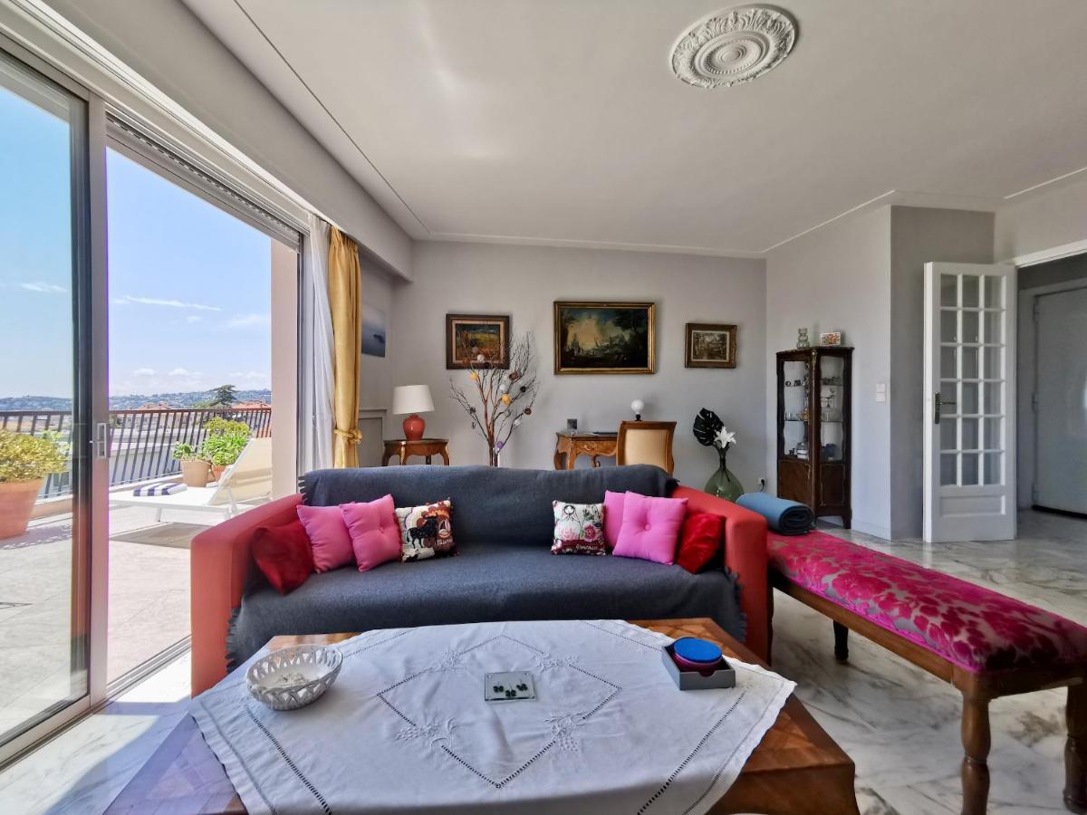 Valegrand Penthouse Sea View By Guys