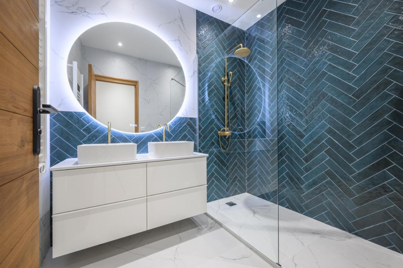 Le Walesa, Magnifique 3p, Spacieux Et Renove, Port De * Nice