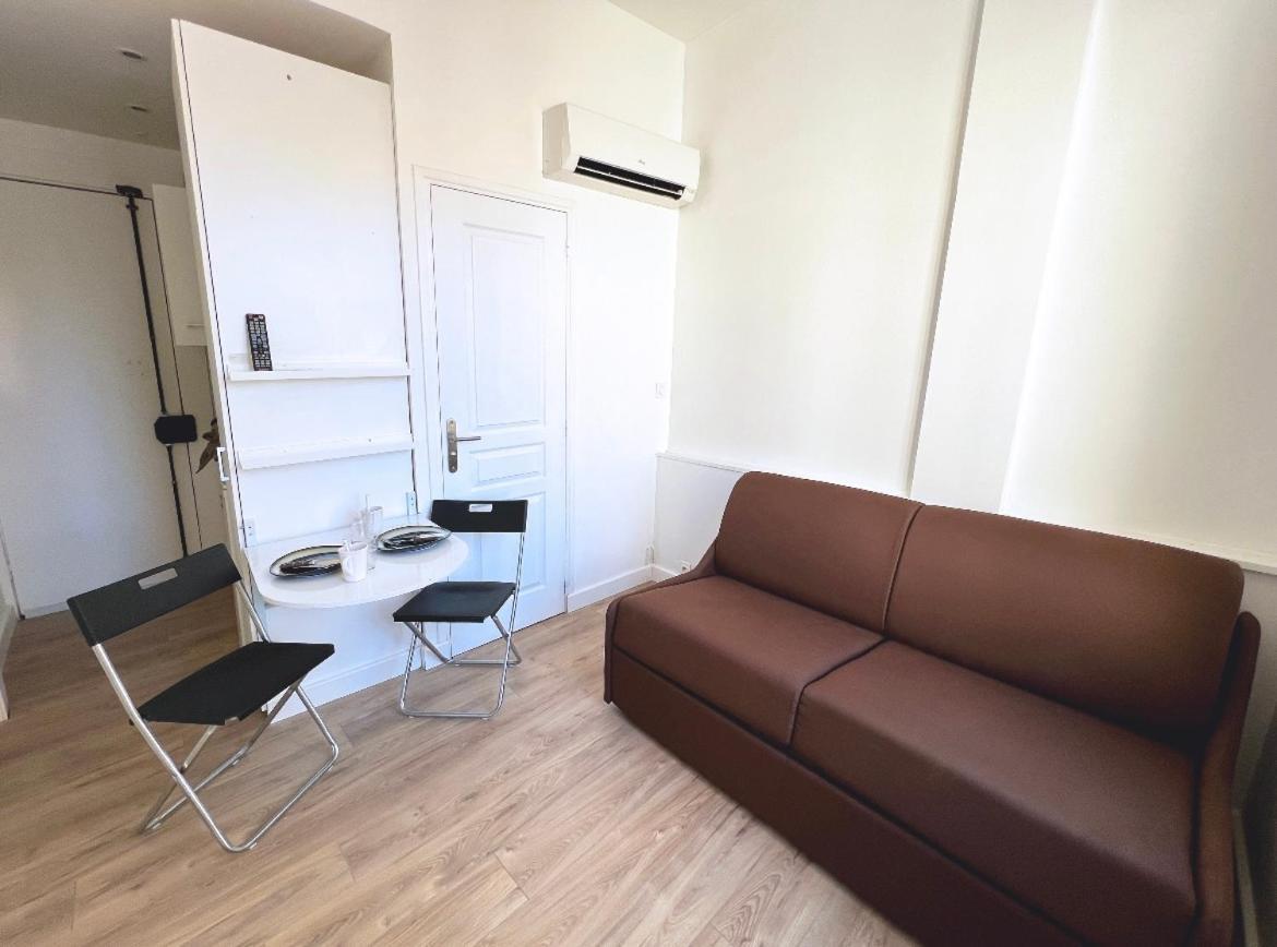 Cosy Ensoleille - Centre-ville - Tram/ac Apartment *