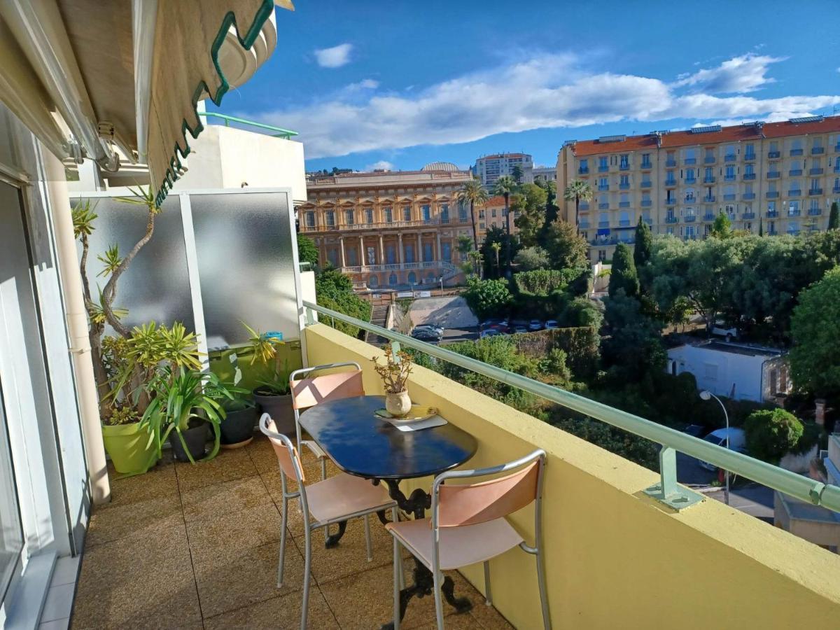 L'escale A La French Riviera Apartment
