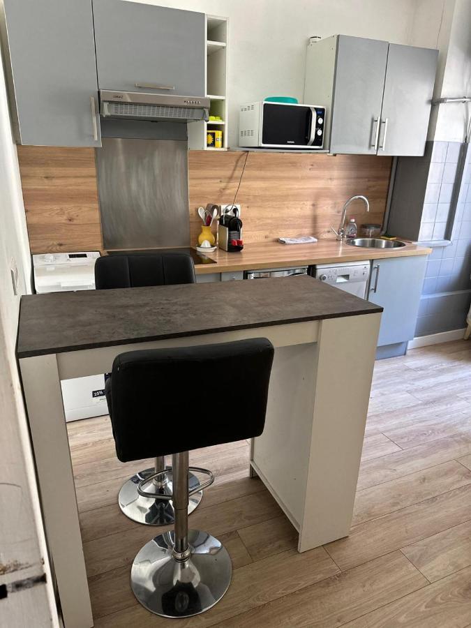 Apartamento 600m Port, Tramway, Clim, Wifi