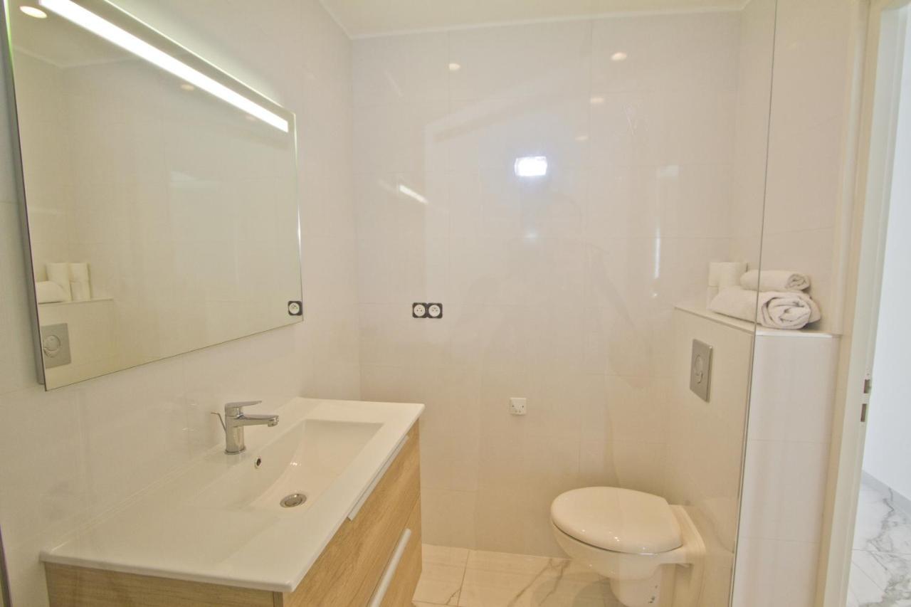 Apartment Luxury Sea Front Promenade Nice