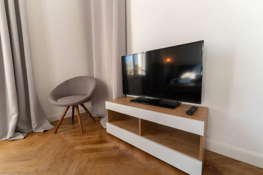 Centre-ville 2 Refait A Neuf En Etage