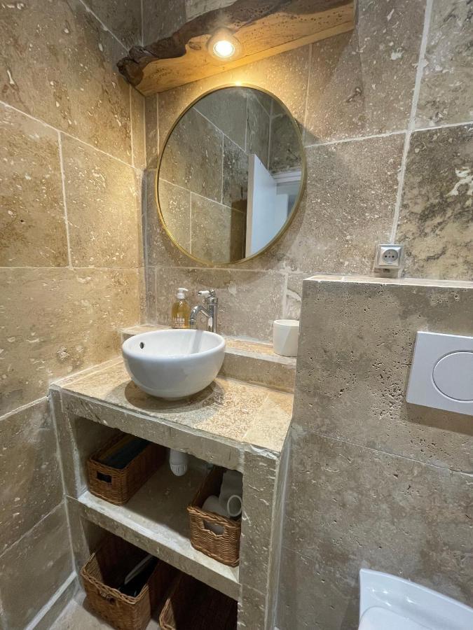 Vieux-nice 3 Pieces Confortable Et Calme Apartamento