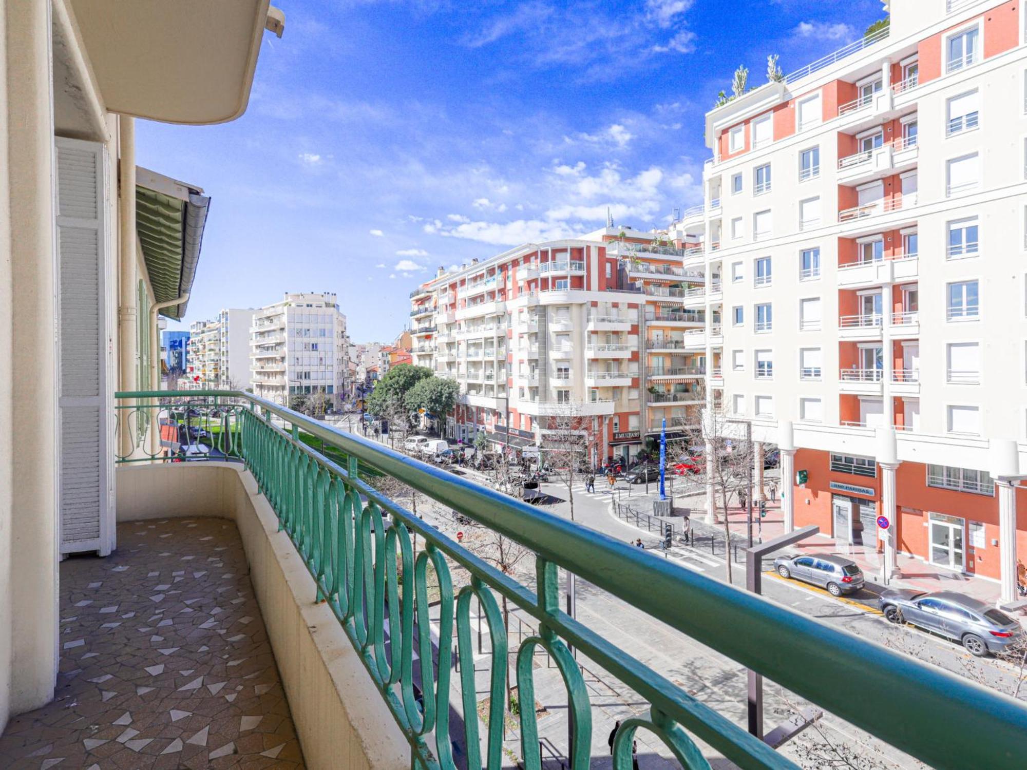 Apartment Les Yuccas Promenade Des By Interhome
