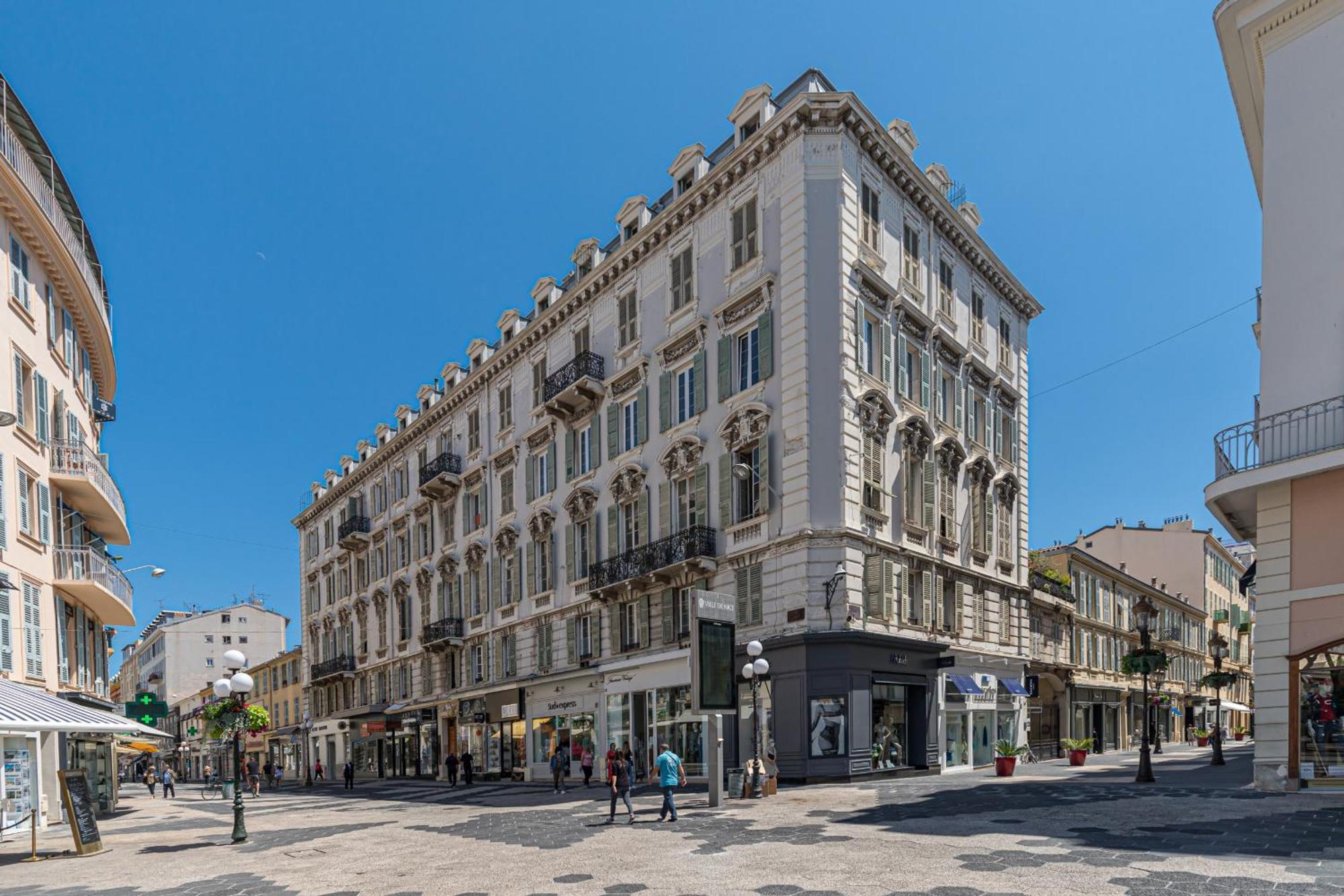 Lovely Center Heart - Ac Apartment *