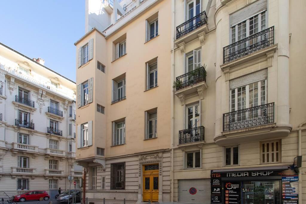 #22 Emma 2bdr Balcony Center Town 2mins Tramway