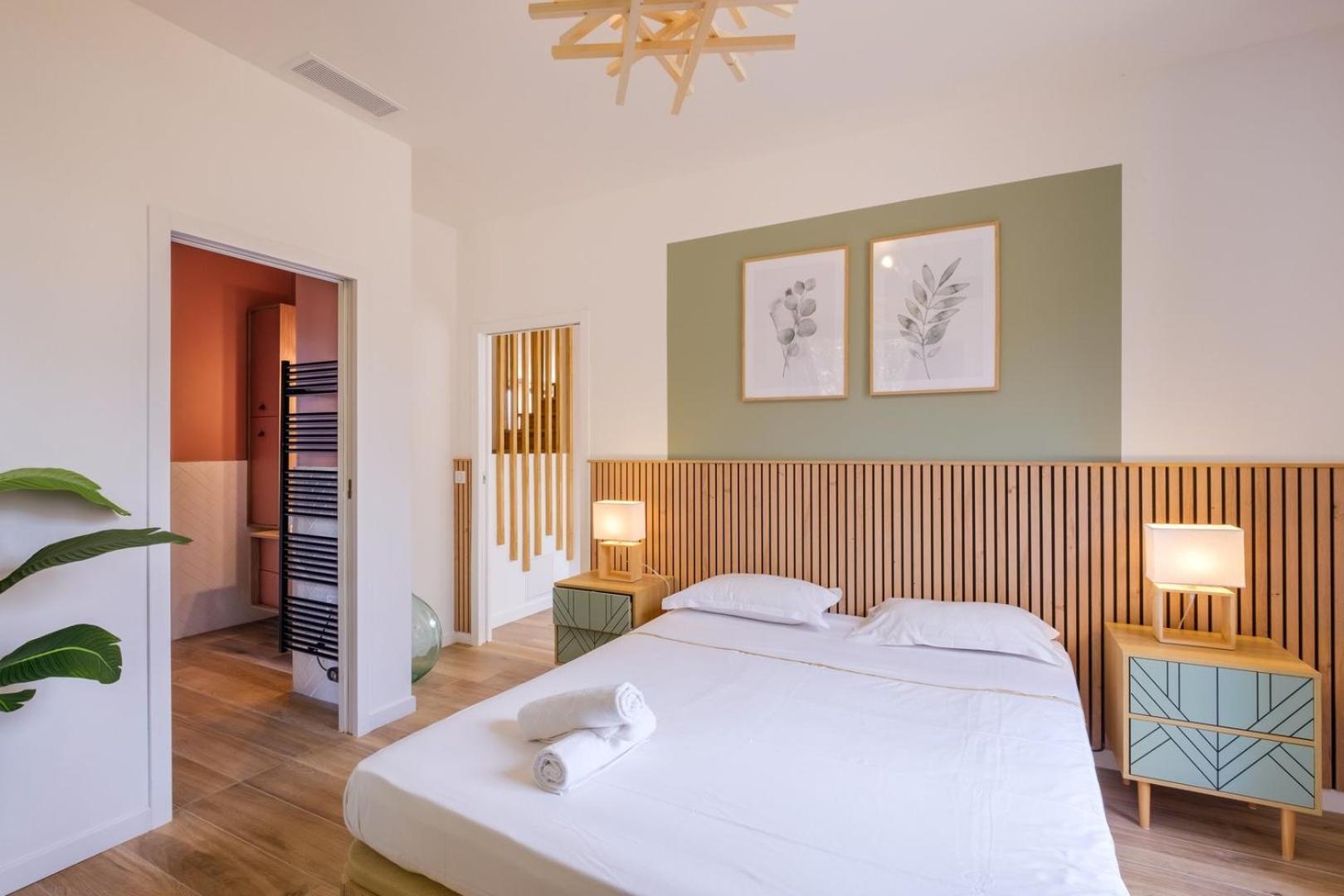 Moderne Pour 8 Personnes - Vue Sur ! Nice