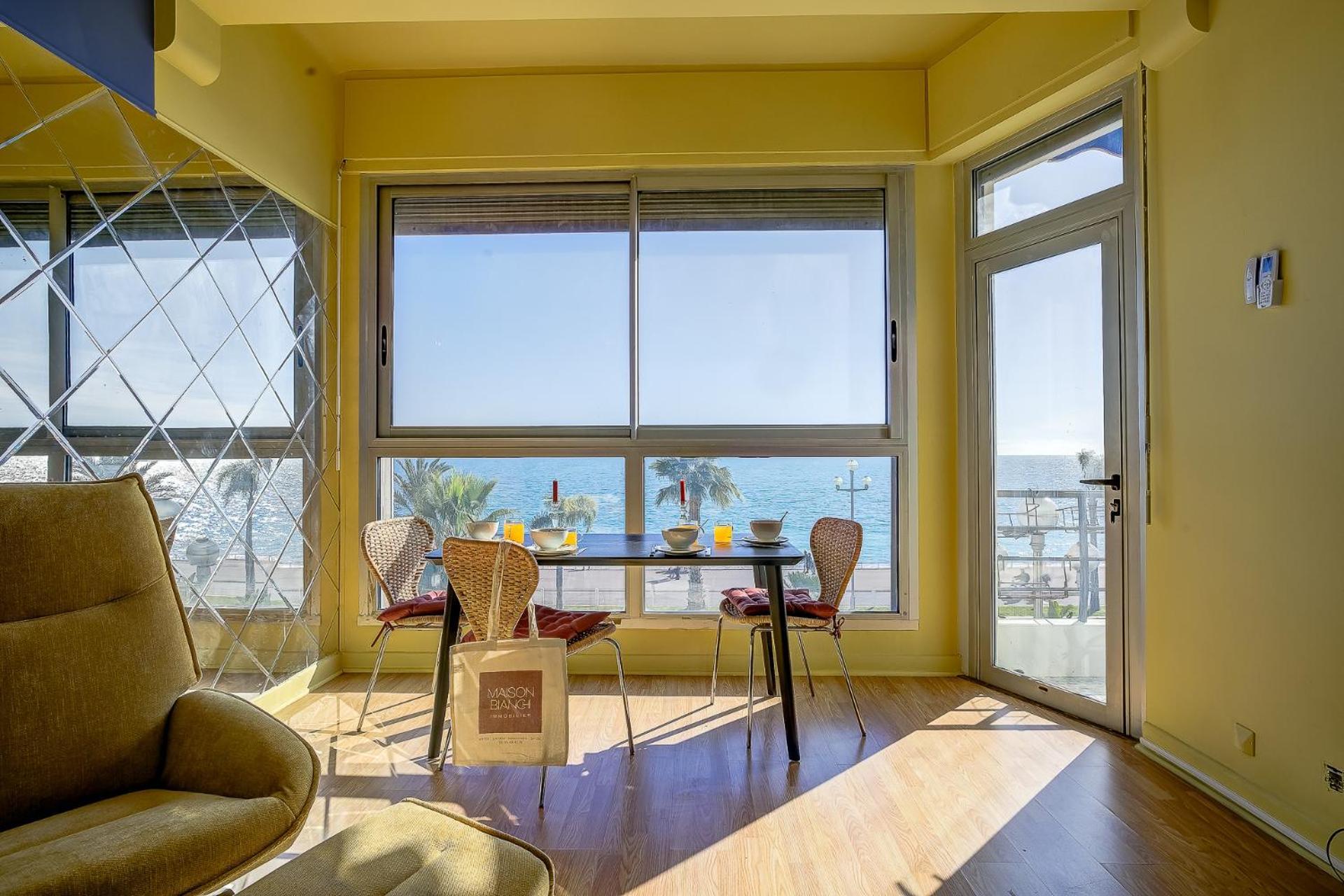 Maison Bianchi - 187 Promenade Des - Sea View Apartment