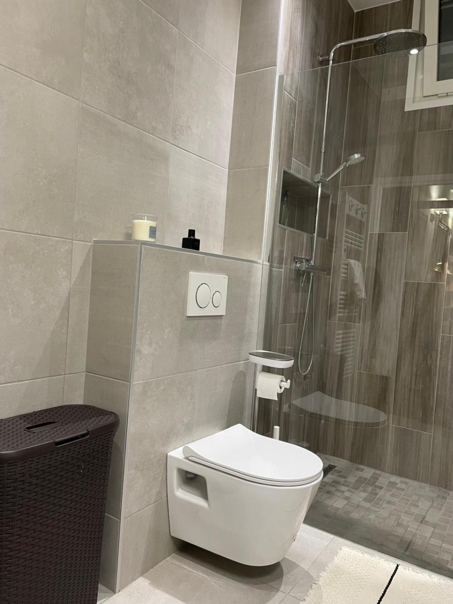 A 1 Min De La Apartment *