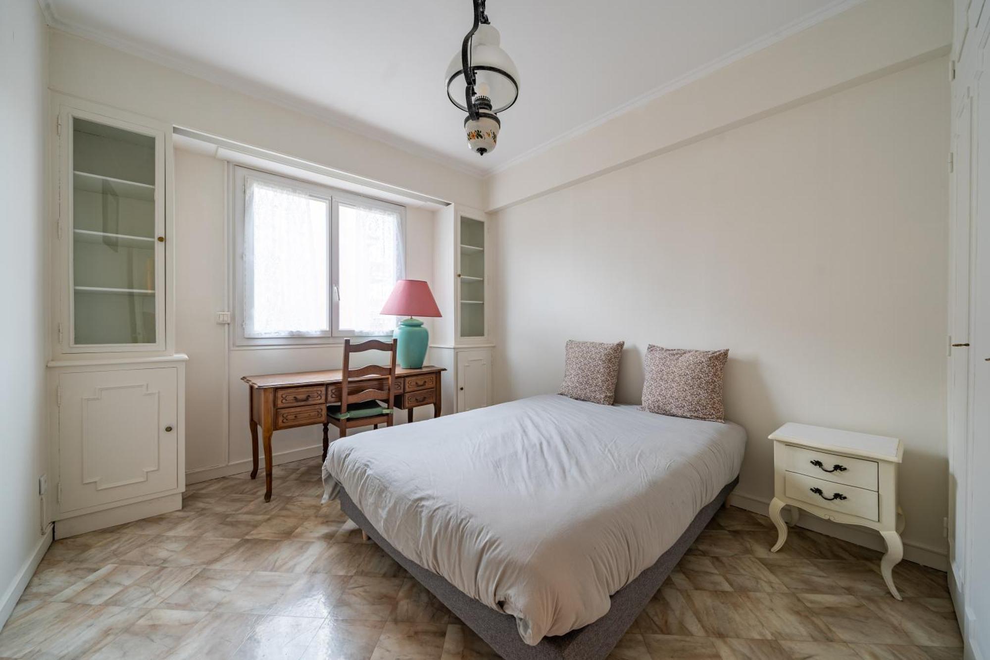 Apartment Grand 3 Pieces Calme - - Garage Nice