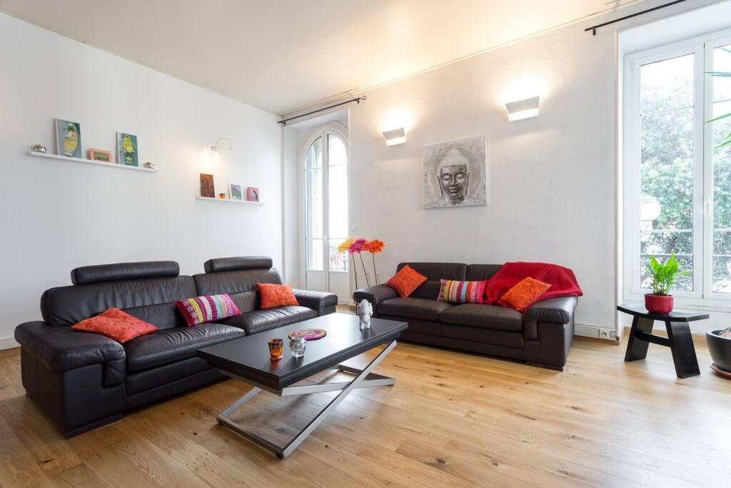 Etats Unis 892 - Spacious Flat On Sea Front W/ac Apartment *