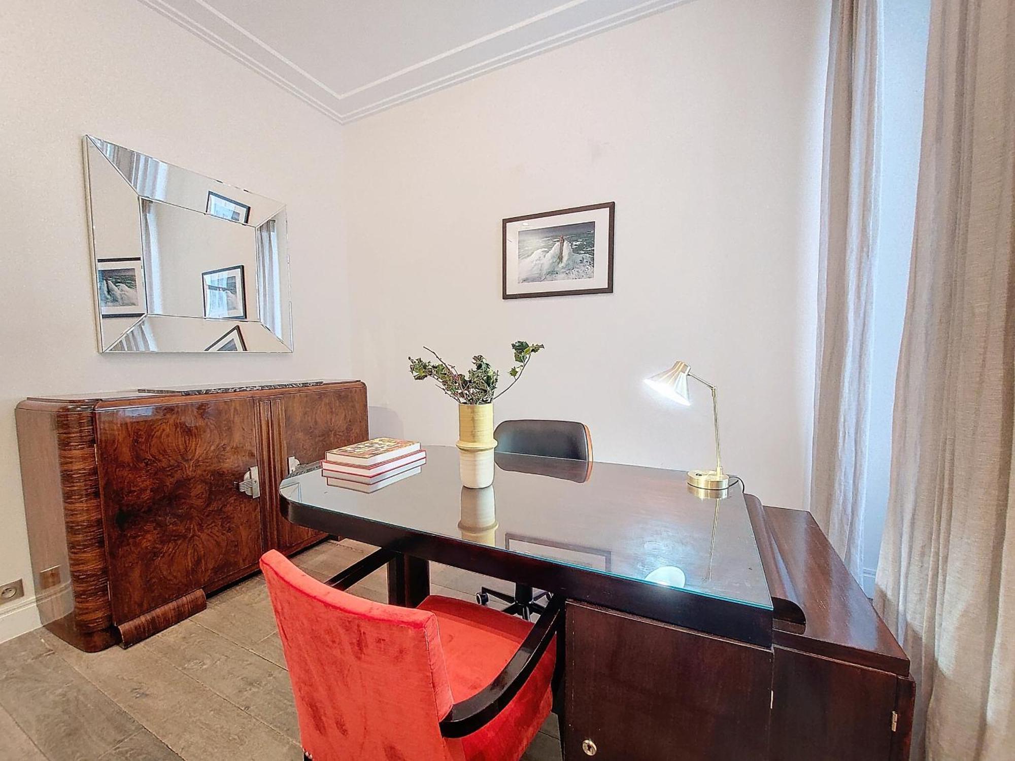 Nestor&jeeves - Victoire - - Near Apartment