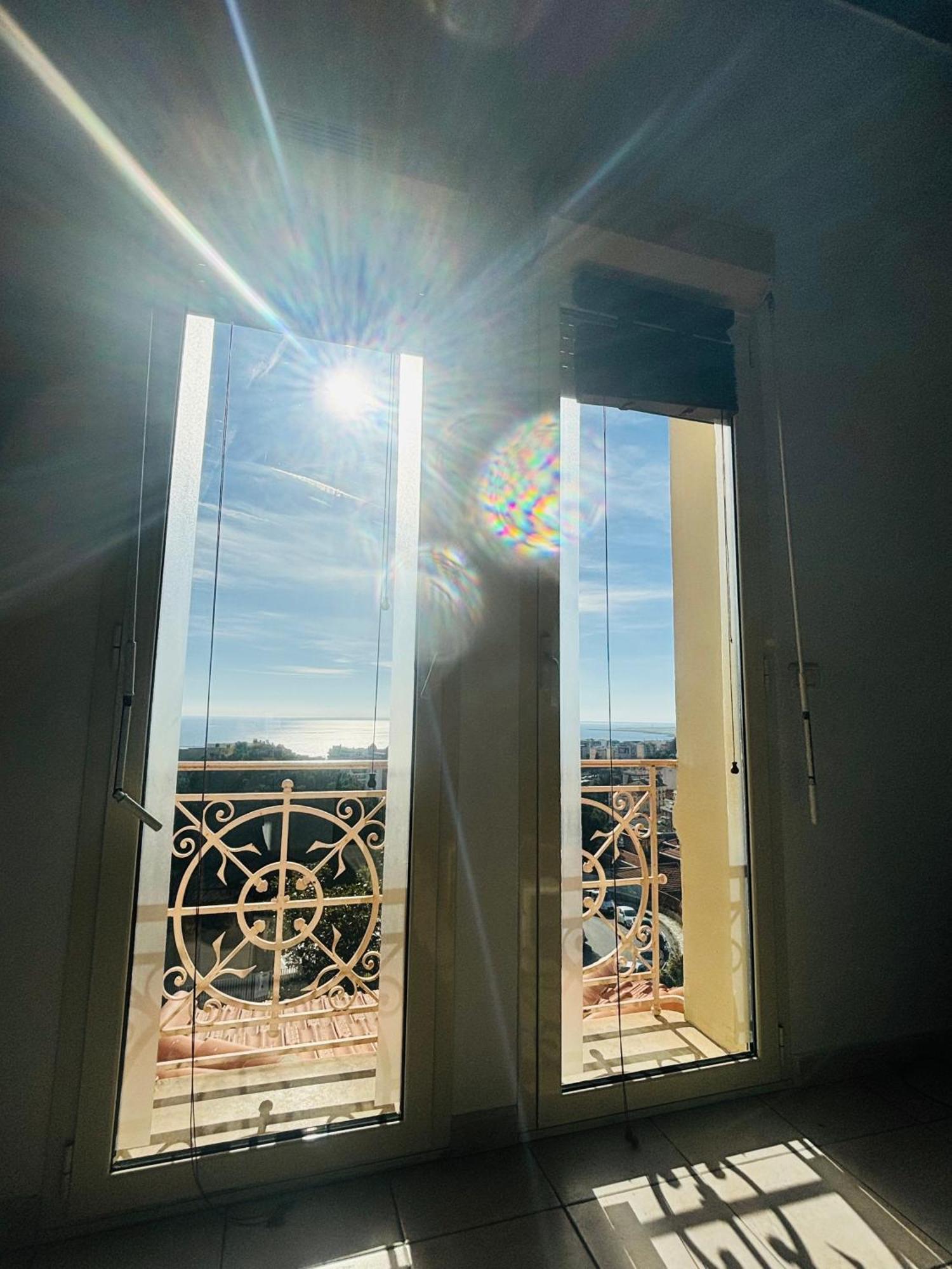 Apartment Reine - *