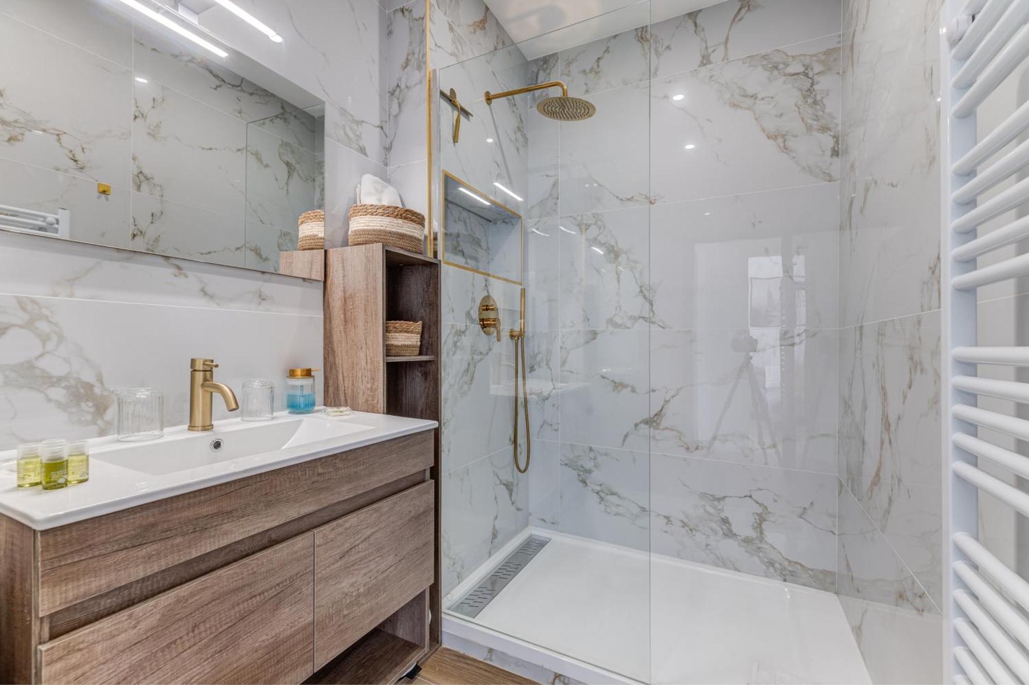 Les Grands Cedres - Wifi, Ac, Parking Apartment